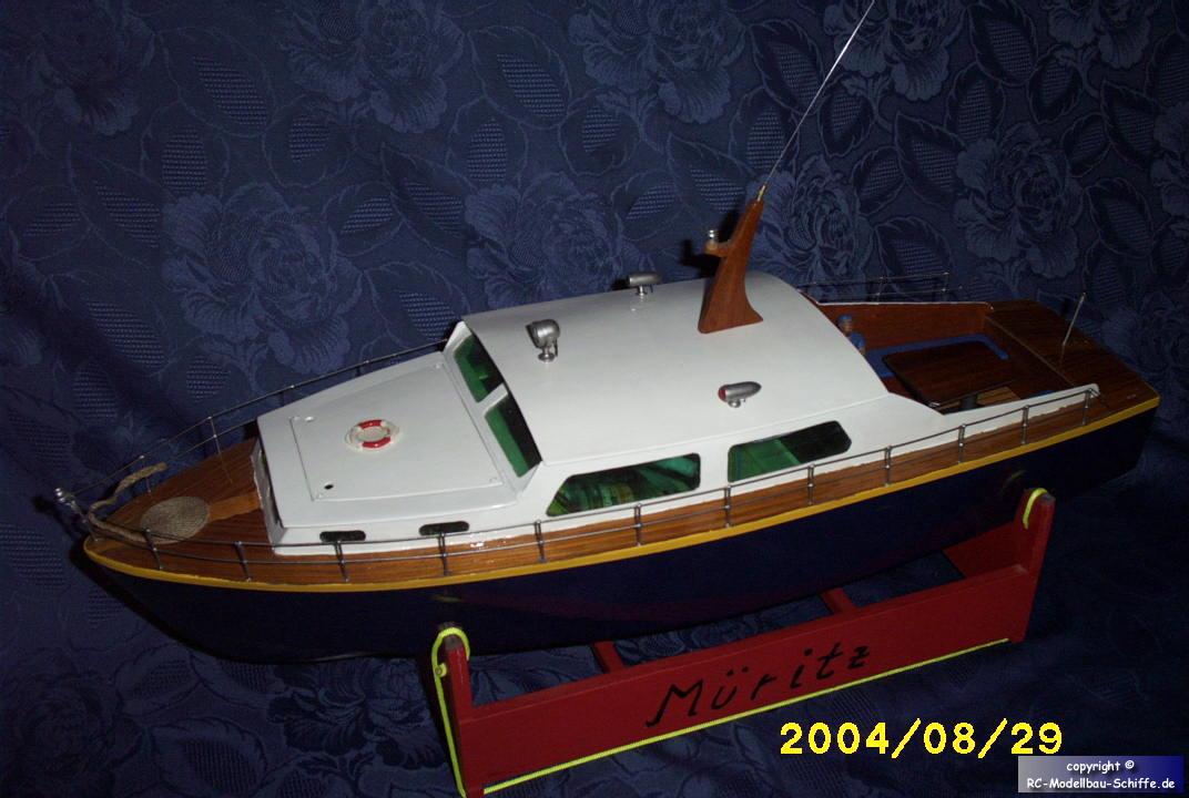 Vorderkajütboot Müritz.